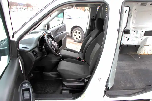 2018 Ram ProMaster City SLT Certified 2 YEAR WARRANTY - Photo 17