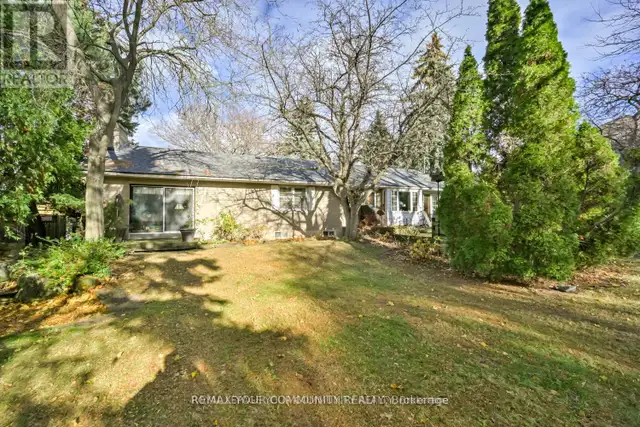 FOR SALE: 23 DENHAM DRIVE IN RICHMOND HILL! - Photo 7