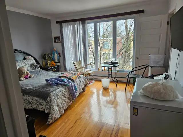 3 1/2  rénové haut triplex semi-meuble - Photo 5