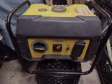 Generatrice CHAMPION 1200 watts en tres bonne condition.