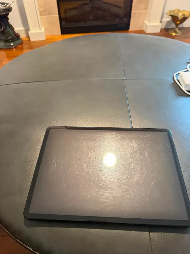 2020 Apple MacBook Pro - Photo 2