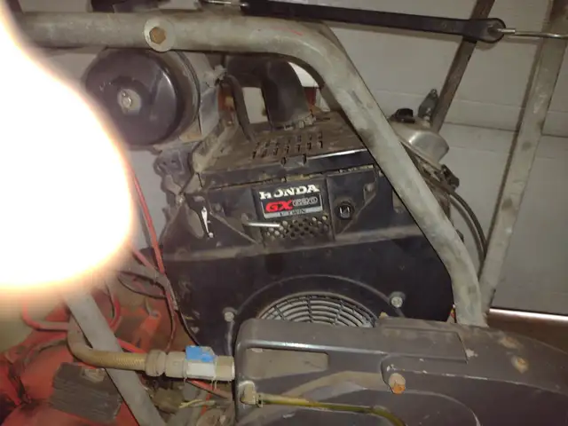 Scie a beton HUSQVARNA en bonne condition - Photo 2