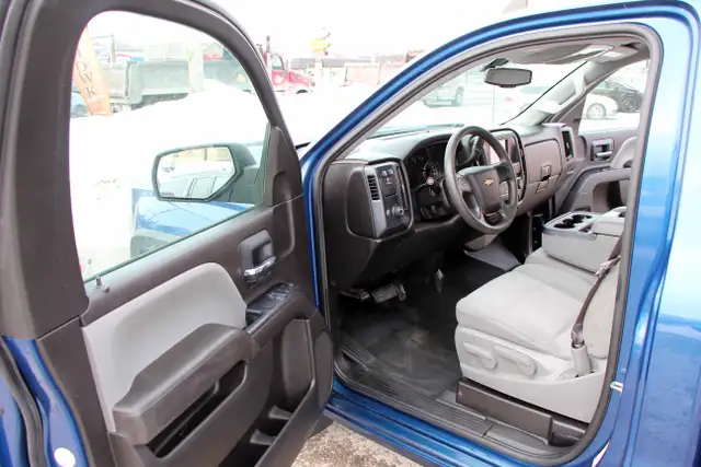 2017 Chevrolet Silverado 1500 LS 8FT Certified 2 Year Warranty - Photo 10