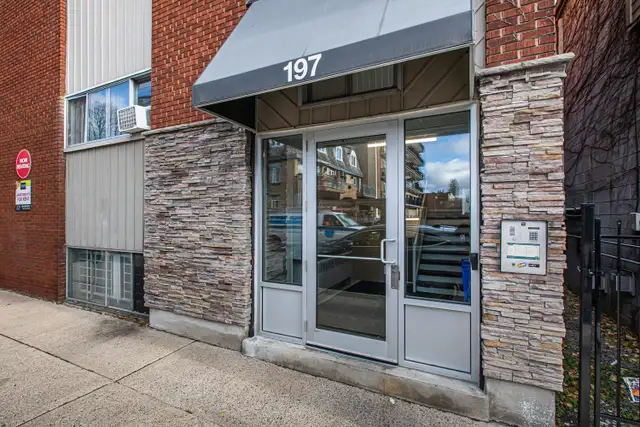 1E-197 Cumberland Street, Ottawa, ON  K1N 7H4 - Available from J - Photo 4