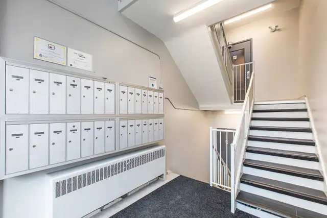 1E-197 Cumberland Street, Ottawa, ON  K1N 7H4 - Available from J - Photo 5