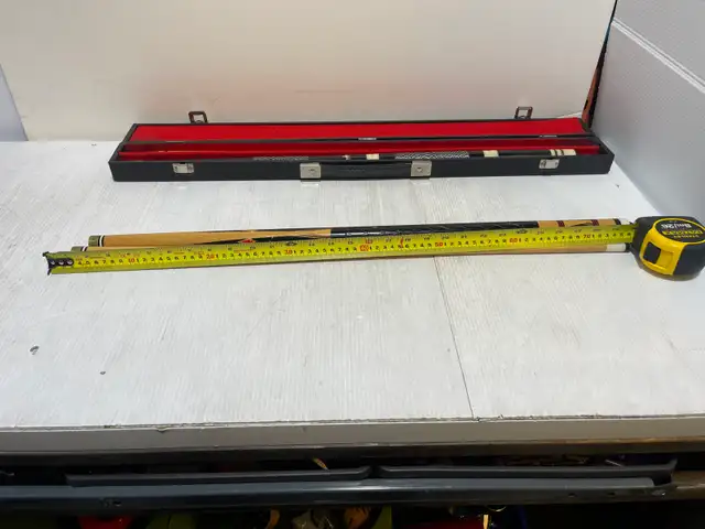 2 Pool Cue Sticks with case - Photo 8