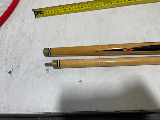 2 Pool Cue Sticks with case - Photo 10