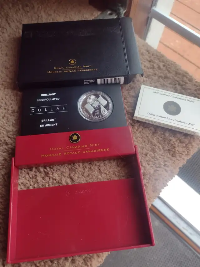 2005 Canadian silver dollar 99.99 pure silver - Photo 5