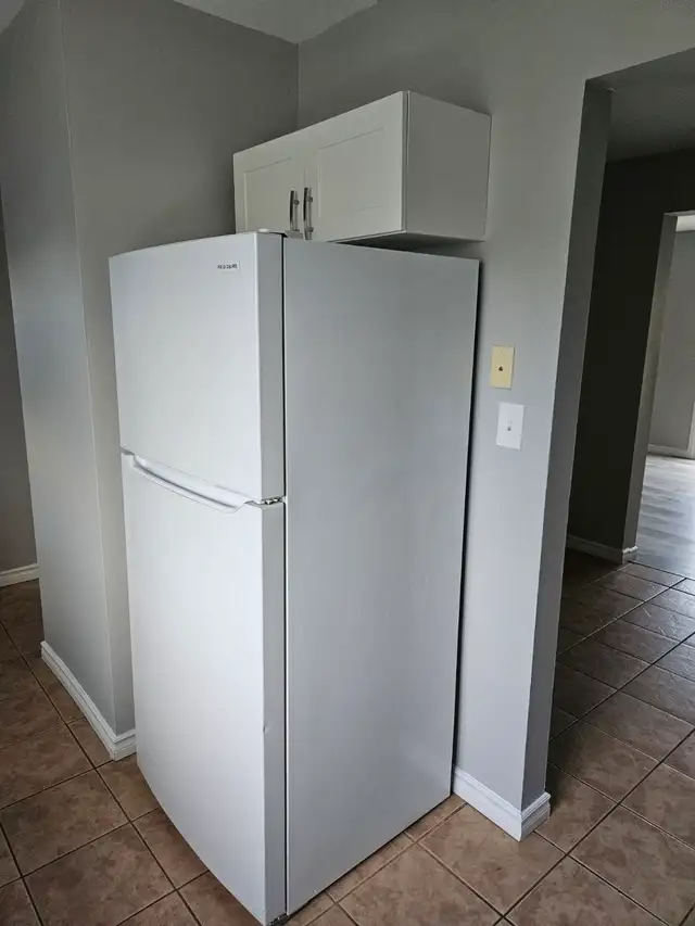 Beautiful 3 Bedroom Townhome for Rent - Photo 4