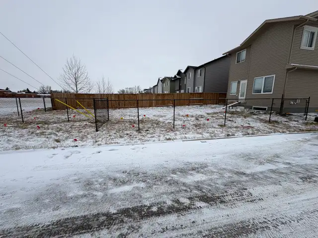 Affordable Fence and Decks - Photo 5