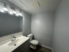 2 Weeks Free Spacious 2-Bedroom Apartment - SMALL PET FRIENDLY! - Photo 9