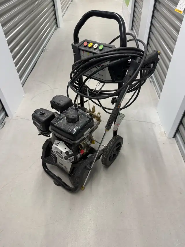 Selling Simonz Platinum Pressure Washer 3400PSI 2.8GPM-$120