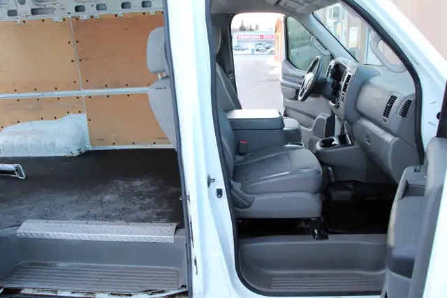 2014 Nissan NV 2500HD High Roof Certified 2 Year Warranty - Photo 15