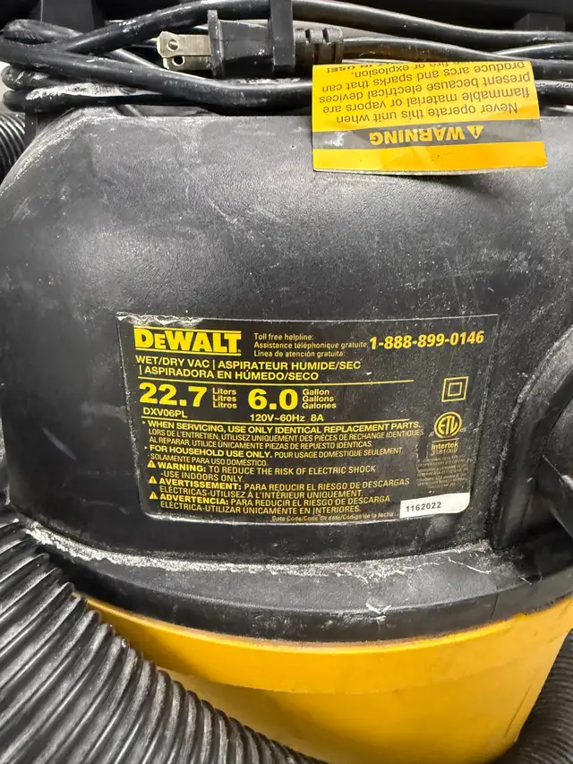 Selling wet/dry shop vac - $40 - Photo 2