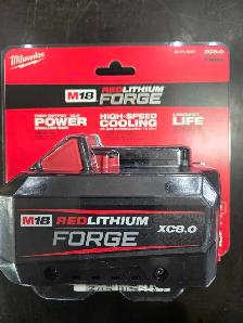 NEW MILWAUKEE 48-11-1881. XC 8.0 BATTERY