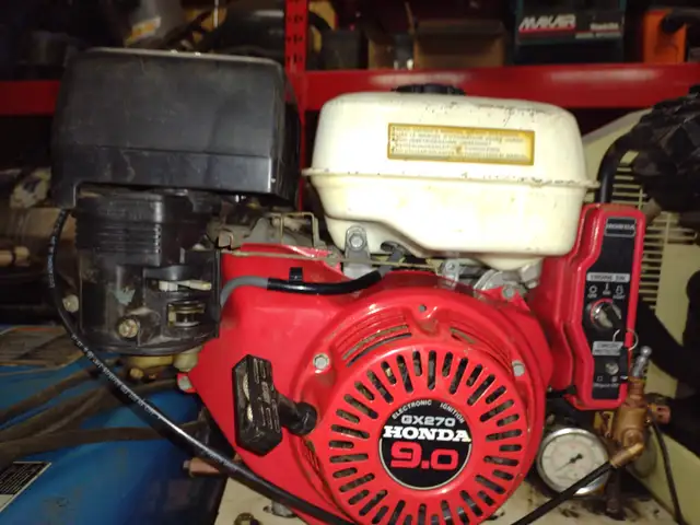 Compresseur a air a essence INGERSOLL RAND avec moteur HONDA 9 h - Photo 4