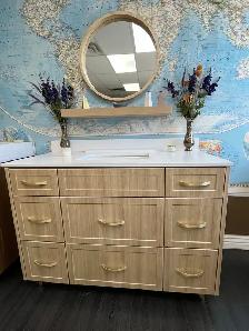 Evolution 2 – Custom Vanity Cabinet Collection- Mississauga in