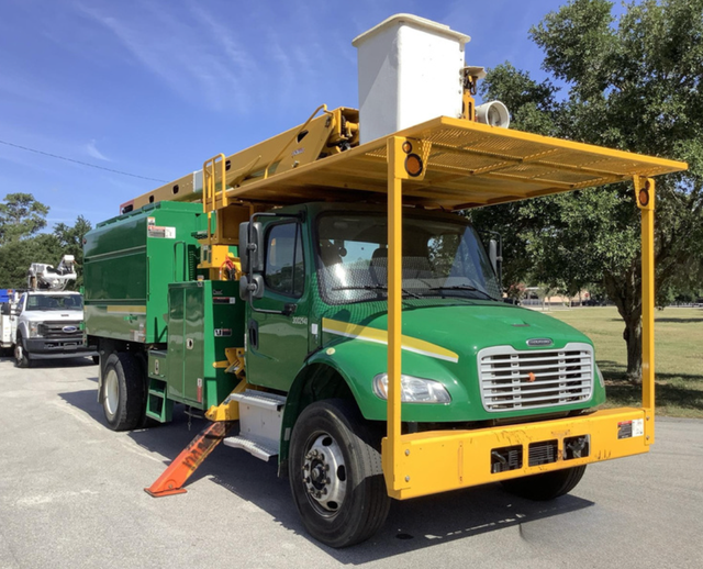 2019 Freightliner M2-106 Altec LR760-E70 Bucket Truck