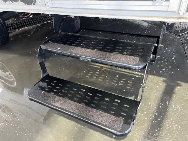 2008 Stampede 158, HYBRID, COMPACT, LARGE DINETTE - Photo 7