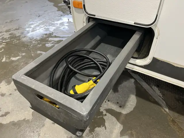 2008 Stampede 158, HYBRID, COMPACT, LARGE DINETTE - Photo 10