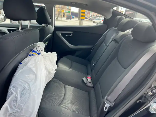 2015 Hyundai Elantra GLS - Photo 11