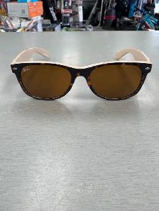 Ray-Ban RB2132 NEW WAYFARER CLASSIC Sunglasses