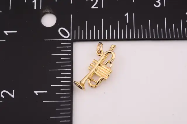 TRUMPET PENDANT 10K - Photo 5