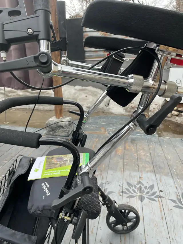 Stand-up walker for sale - Photo 5