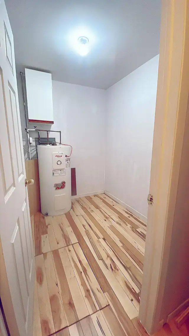 4.5 LARGE CONDO (REDUCED PRICE), CENTER OF VILLAGE - Photo 9