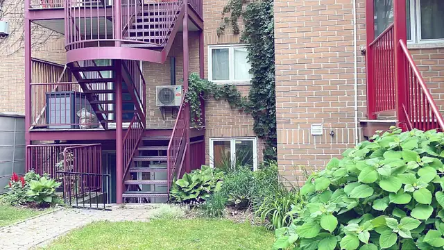 4.5 LARGE CONDO (REDUCED PRICE), CENTER OF VILLAGE - Photo 10