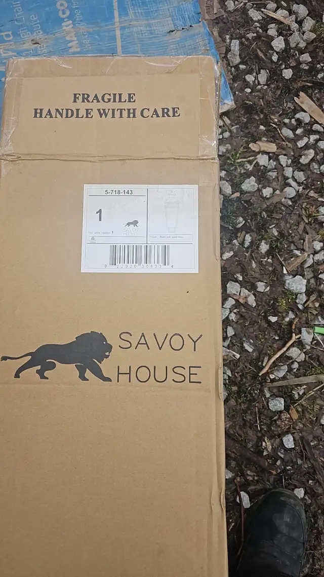 3 light outdoor posts (13 of them) and sinfl - Photo 2