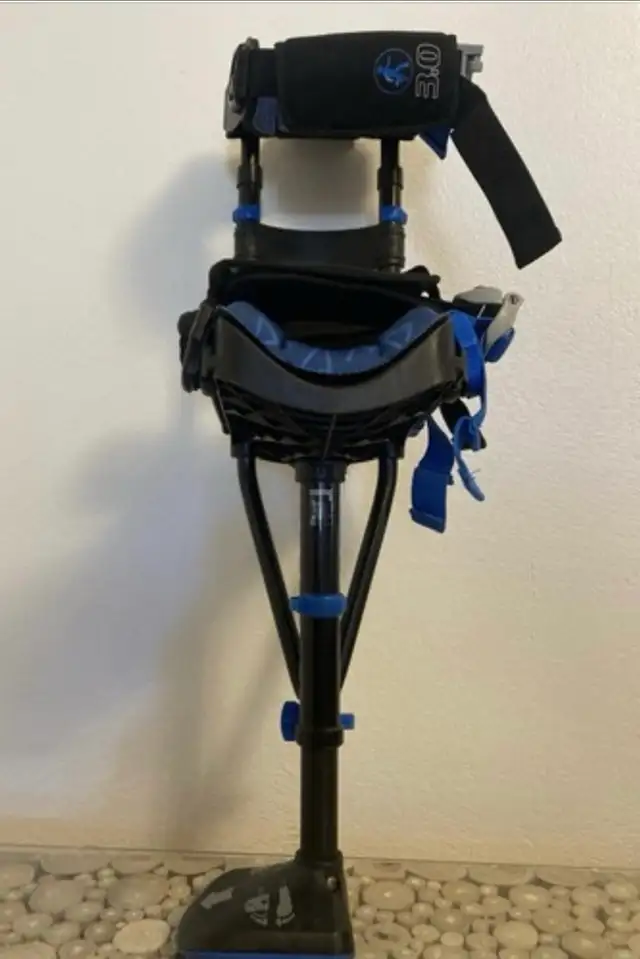 I-Walk knee crutch - Photo 2