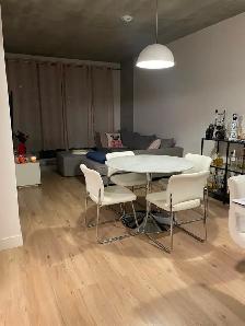 URGENT - condo 3.5 à loué.