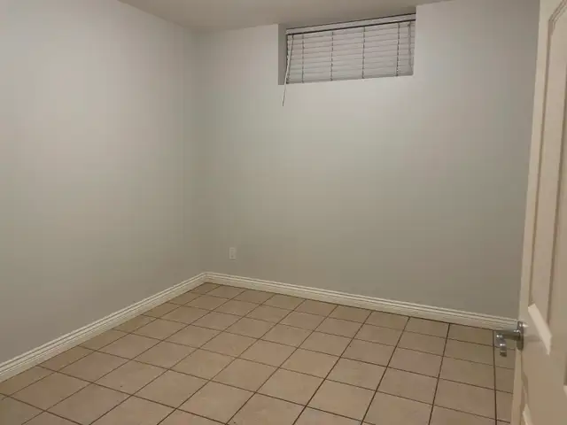 1 Bedroom Suite near 47th & Fraser (Vancouver) - Photo 4