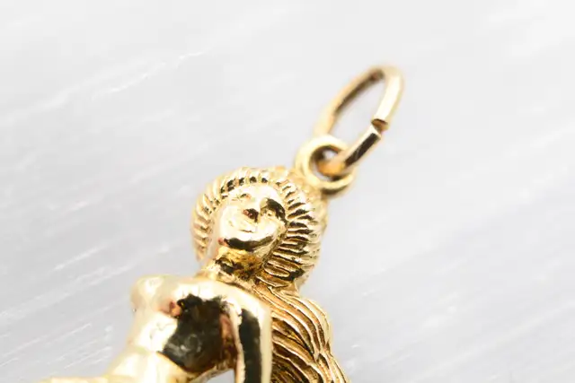 10K MERMAID PENDANT - Photo 3