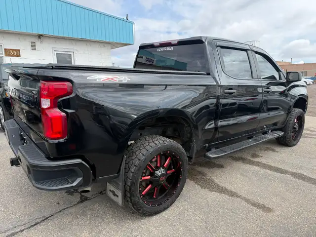 2021 Chevrolet Silverado 1500 Custom LIFTED! - Photo 2