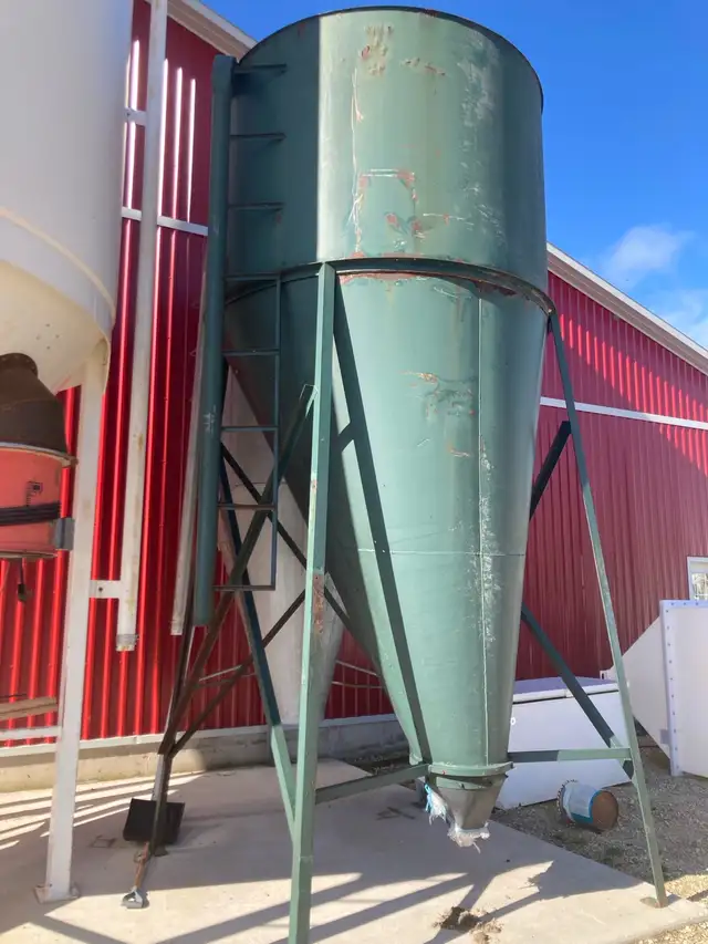 5 ton feed bin -Offers??