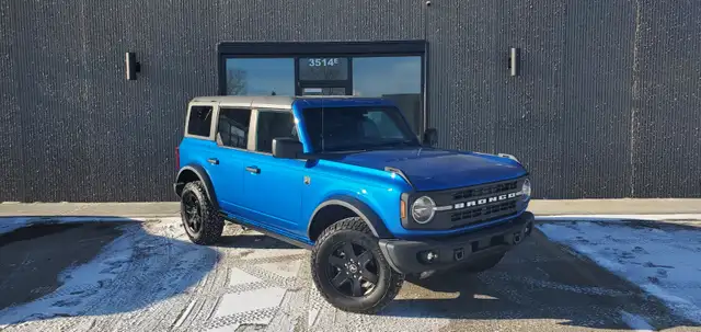 2025 Ford Bronco Full Size - Remote Start, Loaded, Low KMs