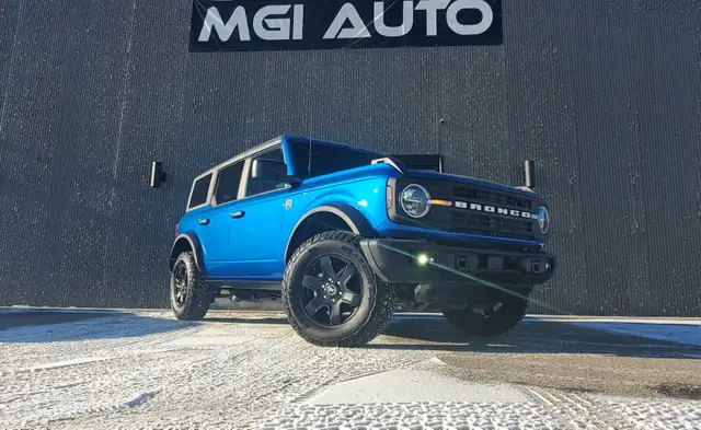 2025 Ford Bronco Full Size - Remote Start, Loaded, Low KMs - Photo 2