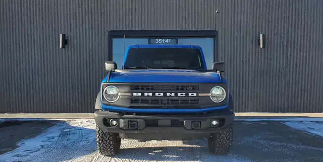 2025 Ford Bronco Full Size - Remote Start, Loaded, Low KMs - Photo 3