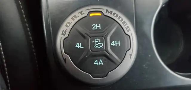 2025 Ford Bronco Full Size - Remote Start, Loaded, Low KMs - Photo 15