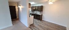1 BEDROOM APARTMENT - PET FRIENDLY-HEAT INCLUDED - Photo 3