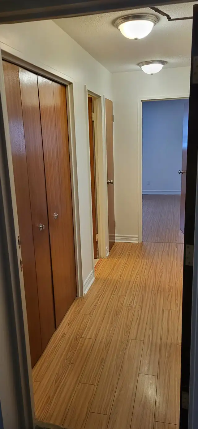 CENTRALLY LOCATED ONE BEDROOM Immediate Occupancy - Photo 5