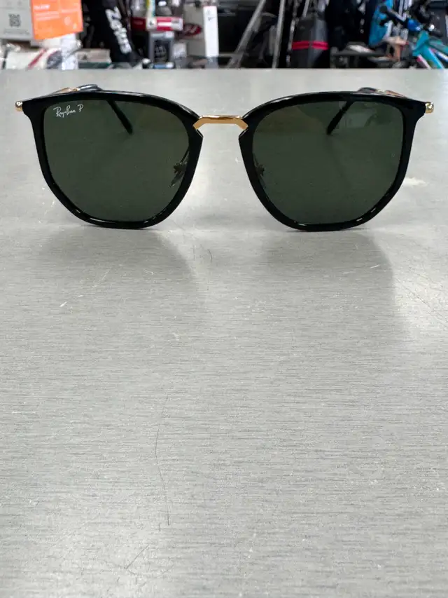 Ray-Ban Arista Gold Sunglasses - RB5320