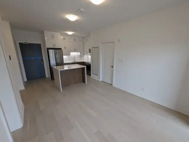 Beautifully Upgraded Spacious 2 Bedroom Condo in the Preserve! - Photo 3