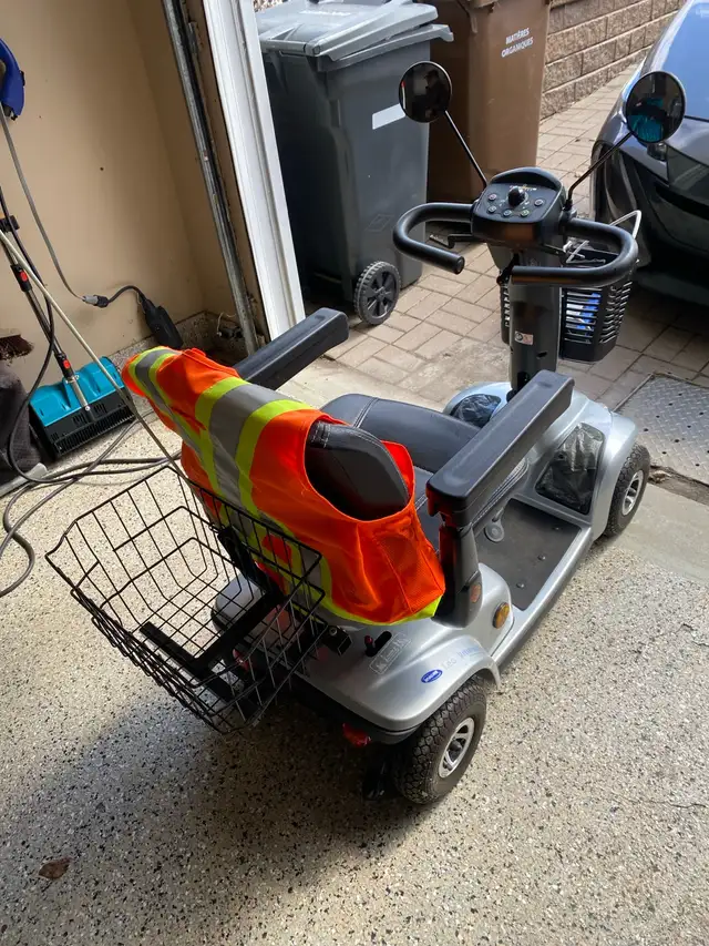 Quadriporteur Marque   Invacare - Photo 2