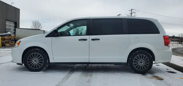 2019 Dodge Caravan SE FWD - 7 Passenger, 157,133kms, STO N GO - Photo 4