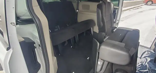 2019 Dodge Caravan SE FWD - 7 Passenger, 157,133kms, STO N GO - Photo 14