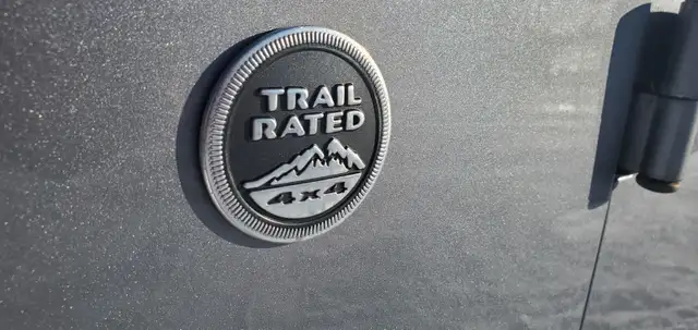 2016 Jeep Wrangler Unlimited Sahara - Removable Roof, No Issues! - Photo 19