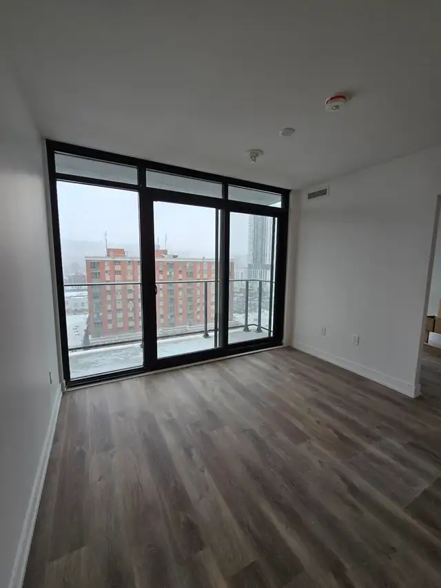 3 Bed 2 Wash Condo For Rent In Hamilton - Photo 4